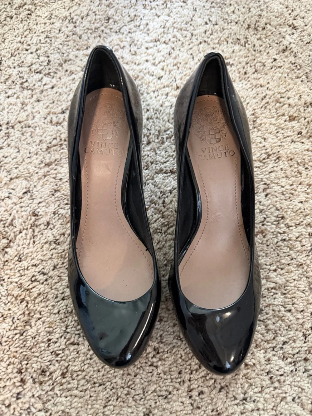 Vince Camuto Black Patent Leather Pointed-Toe Pumps - Picture 1 of 3
